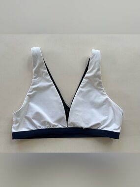 Athleta White & Black V-Neck Sports Bralette size s